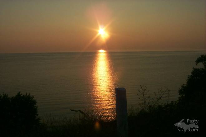 Photo by Jonathan Hopper