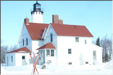 Lighthouse via skiis