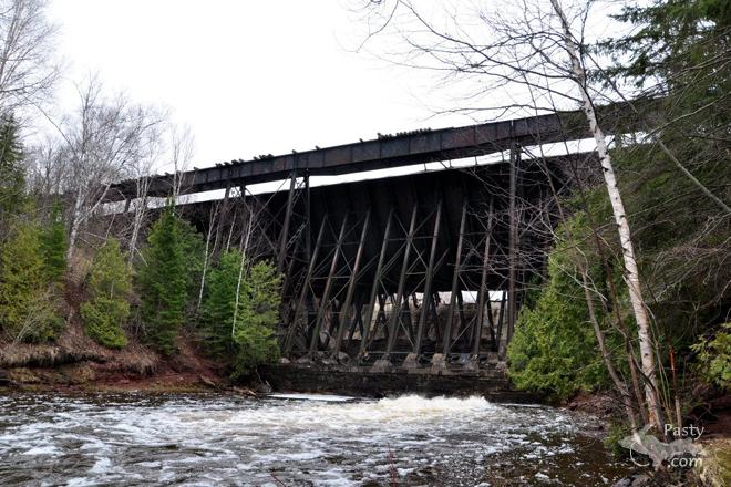 Photos by Bob Gilreath