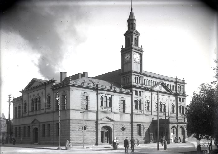 Photos courtesy Calumet Theatre