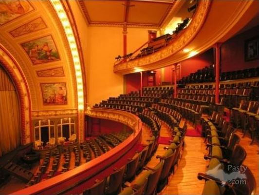  Photos courtesy Calumet Theatre