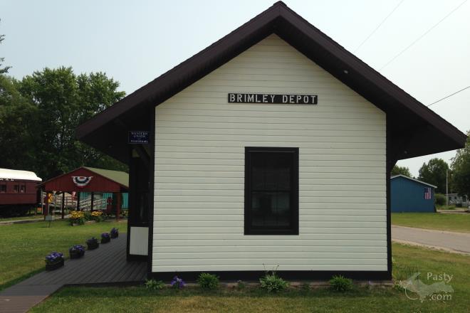 Photos by Larry Gibson